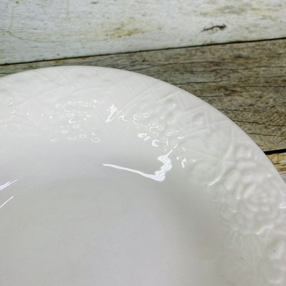 Gibson FOUR SEASONS All White Embossed Fruit Floral Rim Coupe Soup Bowl Set of 4 - Picture 15 of 16